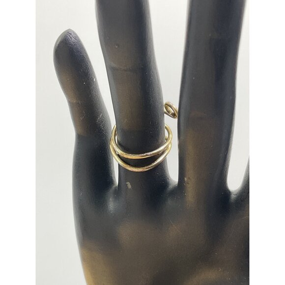Adjustable Gold Tone Spiral Ring - Picture 2 of 3